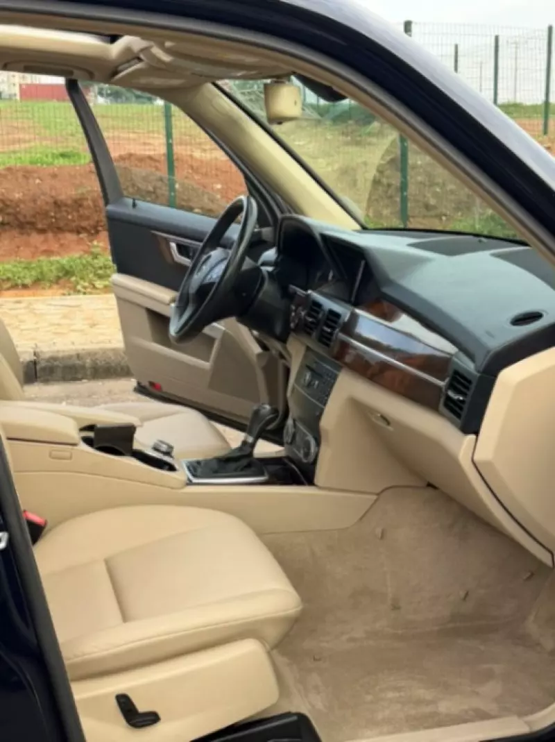 Mercedes-Benz GLK 350 - 2012