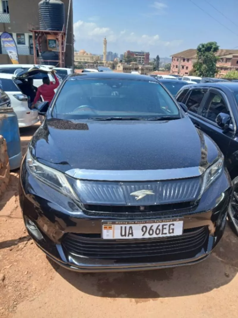 Toyota Harrier   - 2015