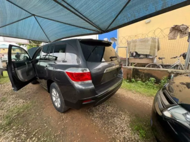 TOYOTA Highlander   - 2013