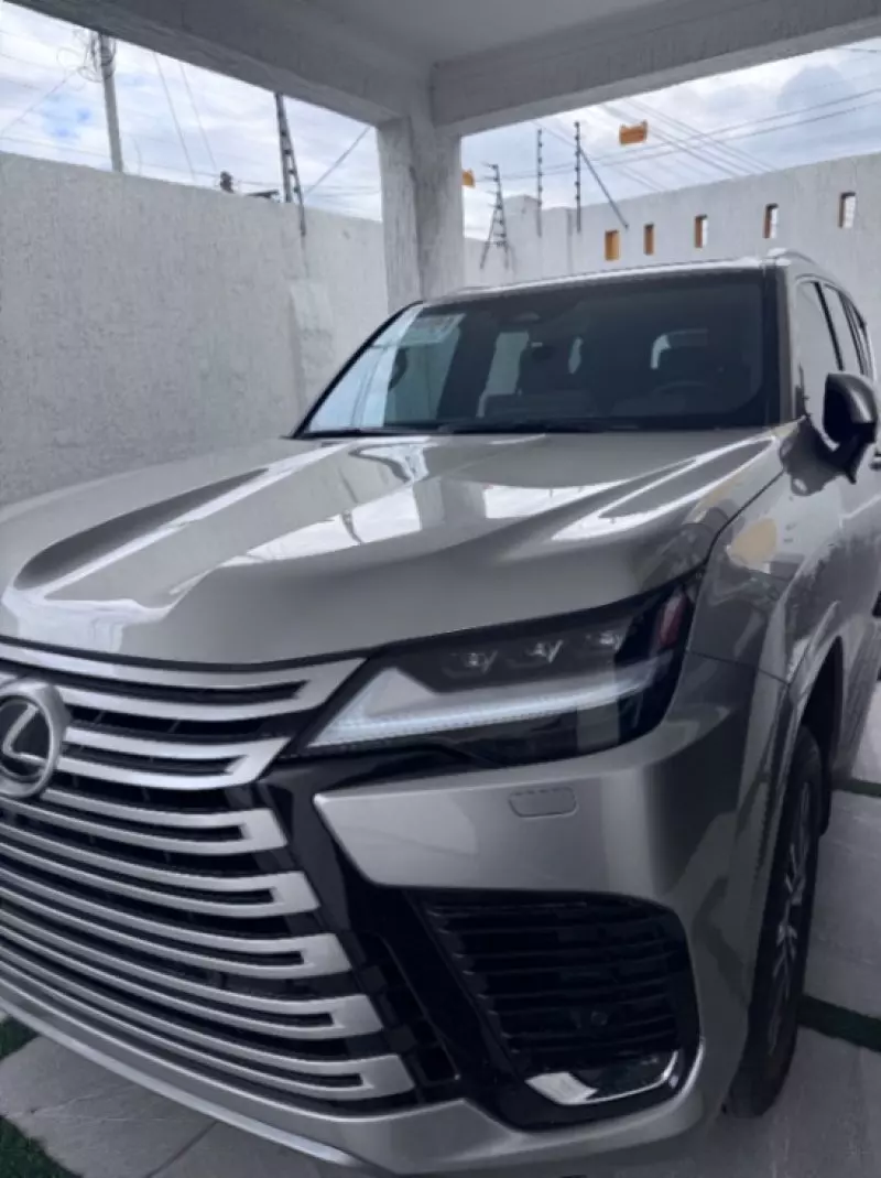 Lexus LX 600   - 2023