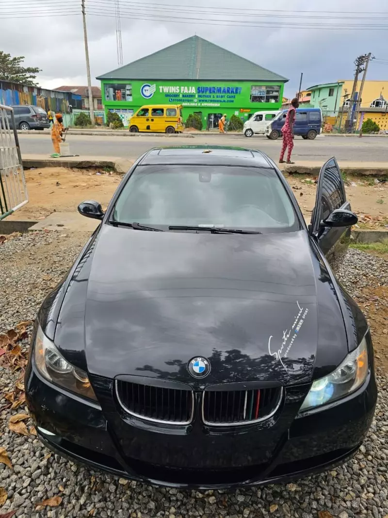 BMW 328i   - 2008