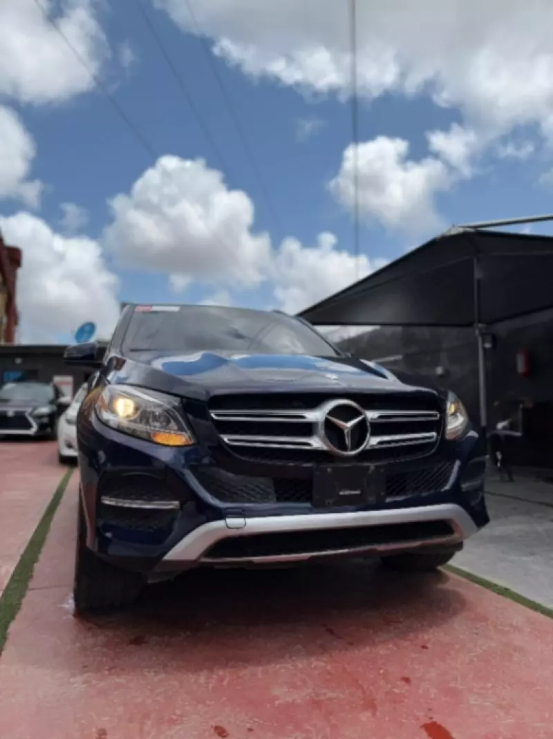 Mercedes-Benz GLE 350   - 2016