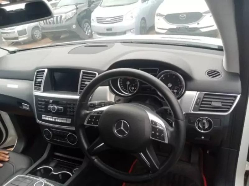 Mercedes-Benz ML 350 - 2014
