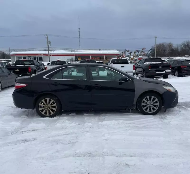 Toyota Camry   - 2015