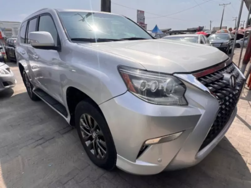 Lexus GX 460   - 2010