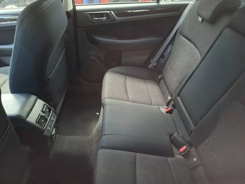 Subaru Outback   - 2016