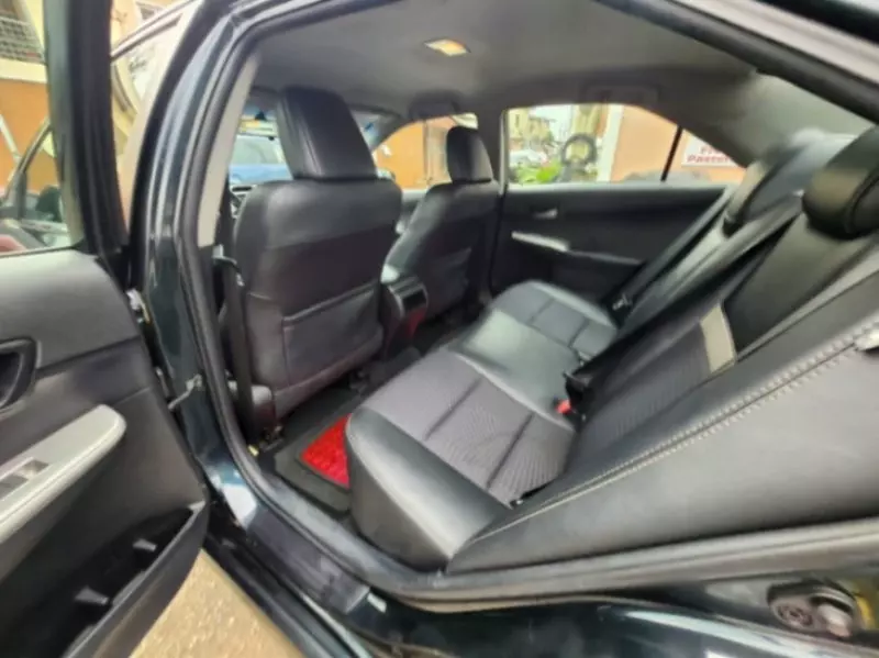 TOYOTA Camry   - 2012