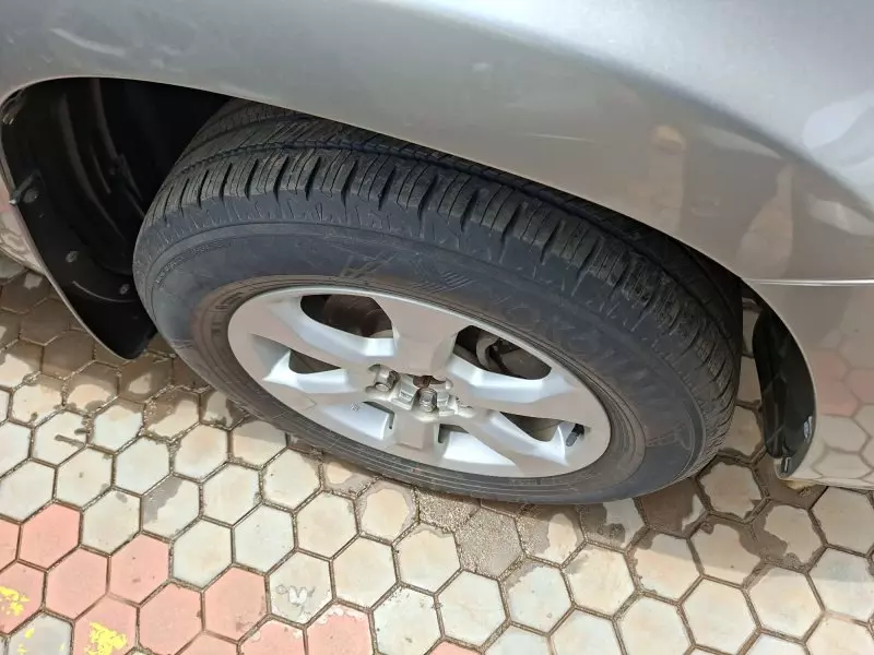 Toyota Vanguard    - 2012