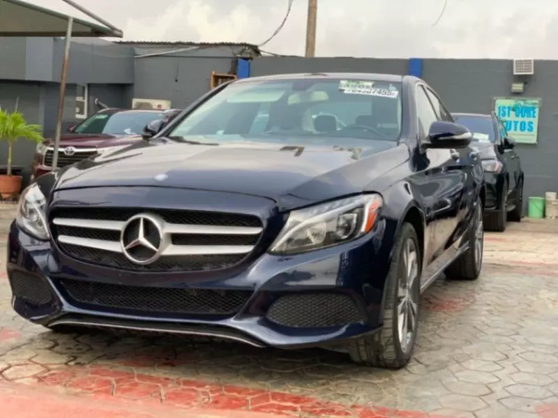 Mercedes-Benz C-Class - 2015
