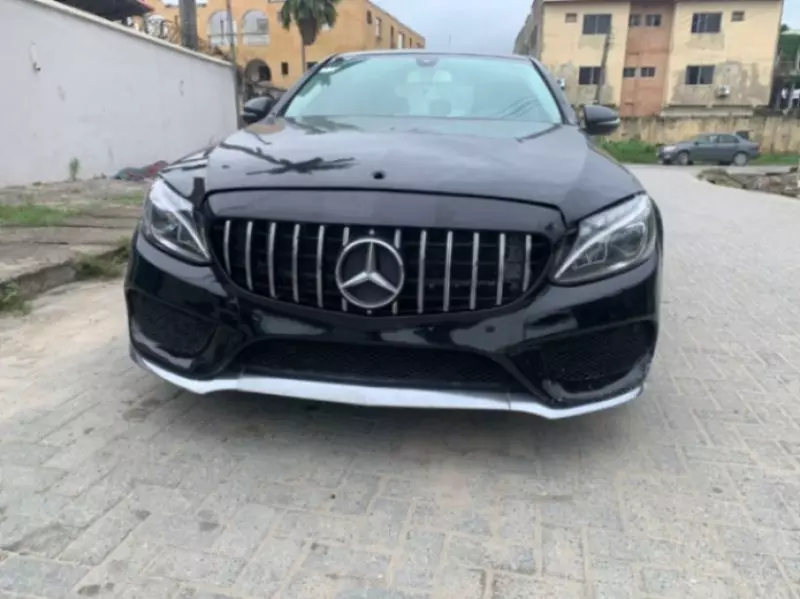 Mercedes-Benz C400   - 2016