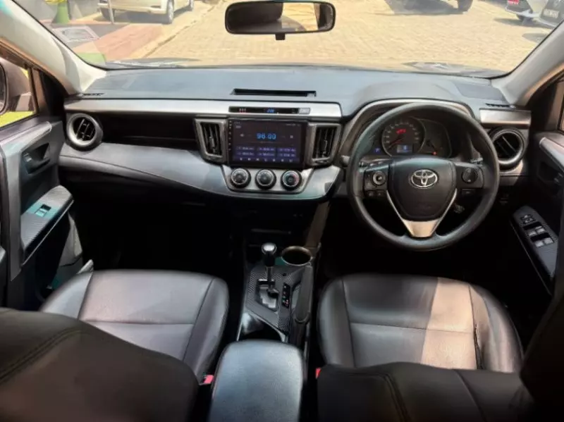 TOYOTA RAV4   - 2015