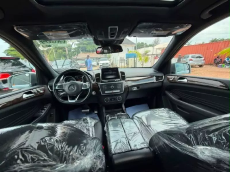 Mercedes-Benz GLE 350   - 2016