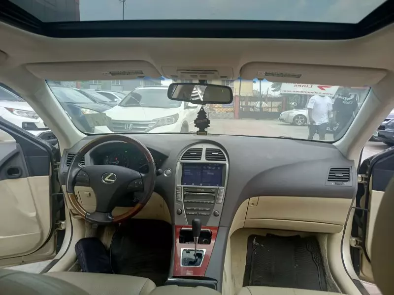Lexus ES   - 2008
