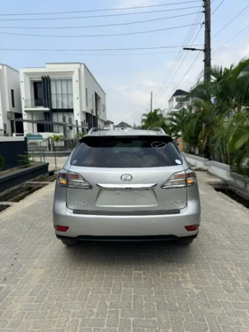 Lexus RX   - 2010