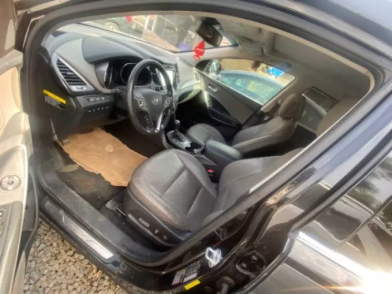 Hyundai Santa Fe - 2014