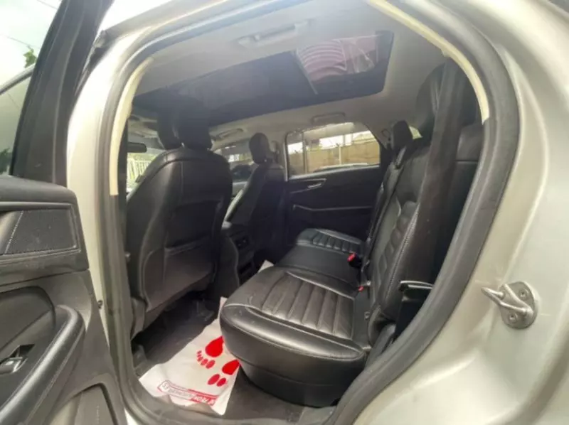 Ford Edge   - 2016