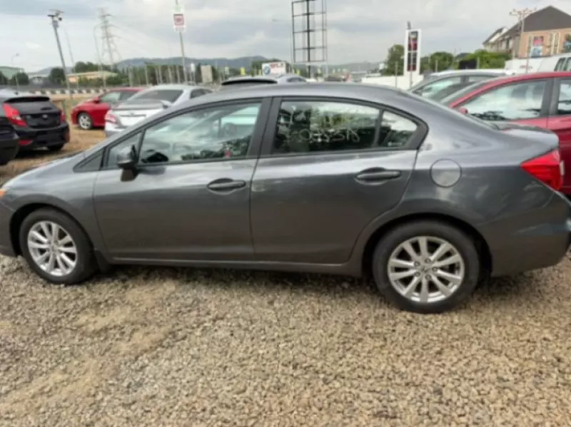 Honda Civic   - 2012