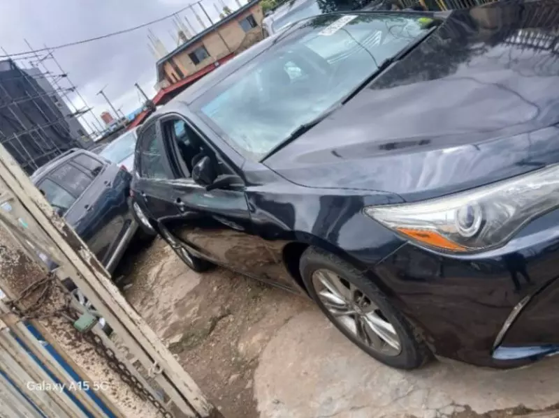 Toyota Camry   - 2015