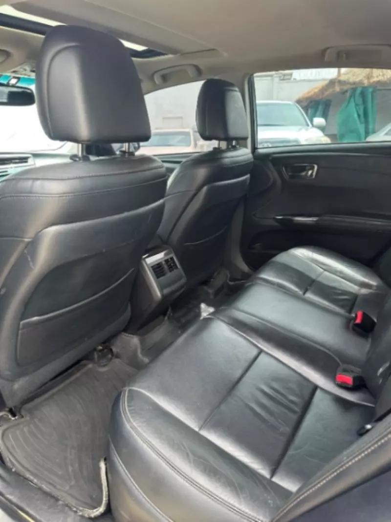 Toyota Avalon - 2014