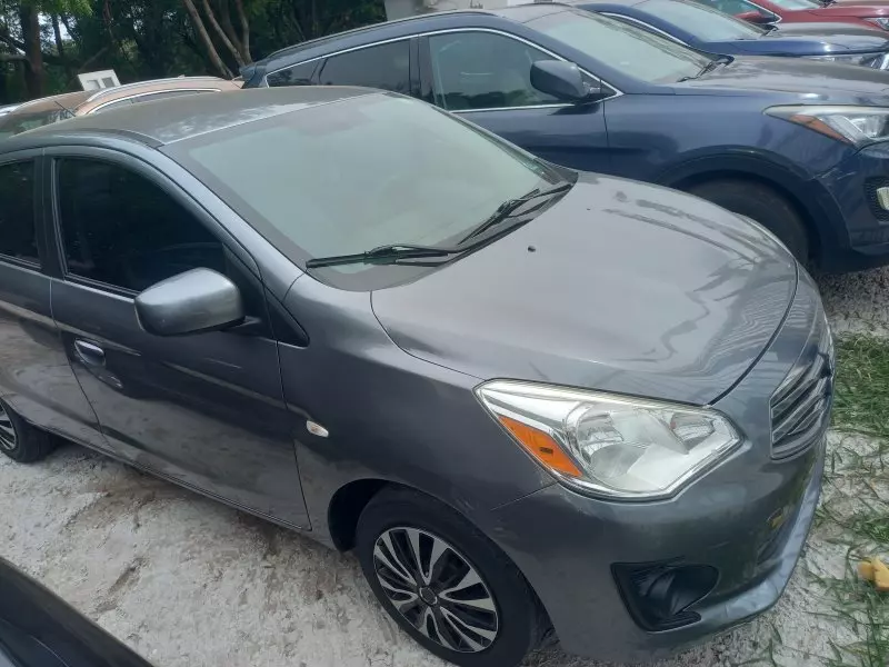 Mitsubishi Mirage   - 2017