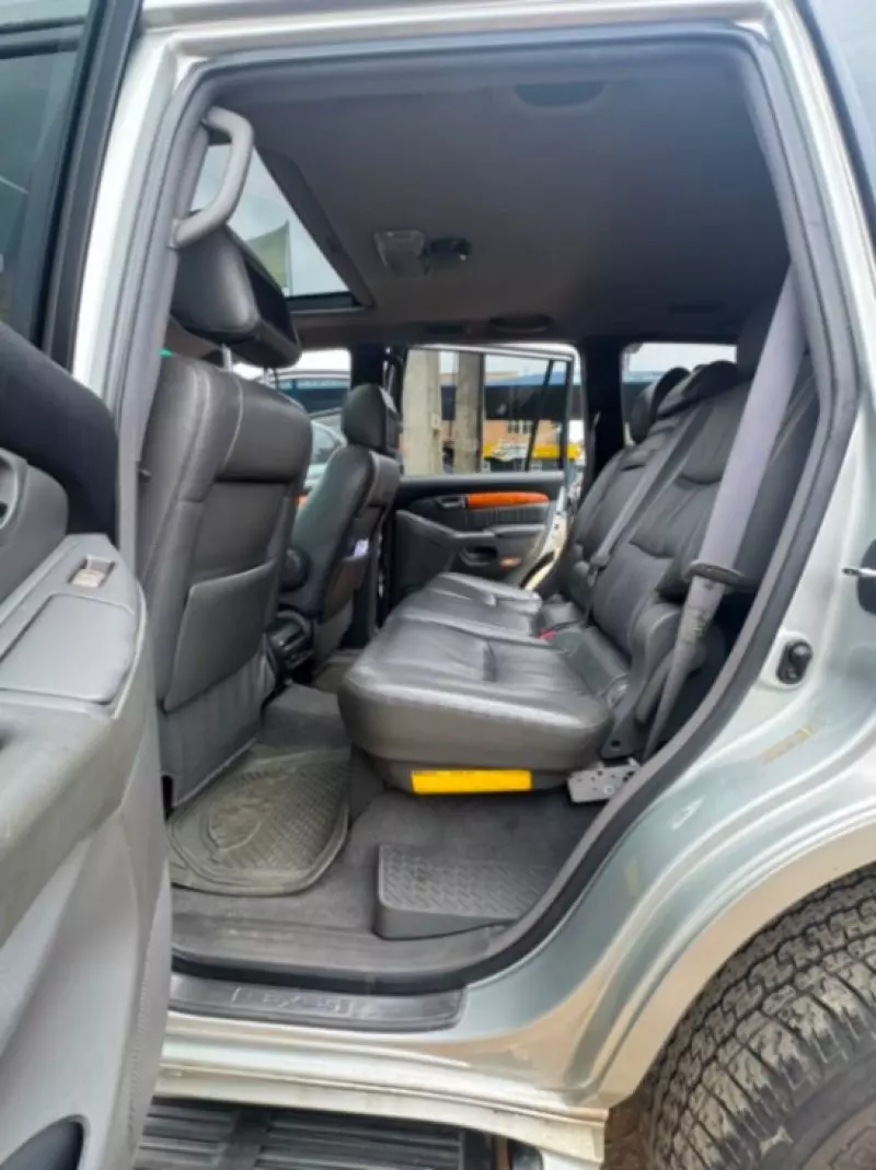 Lexus GX 470   - 2004