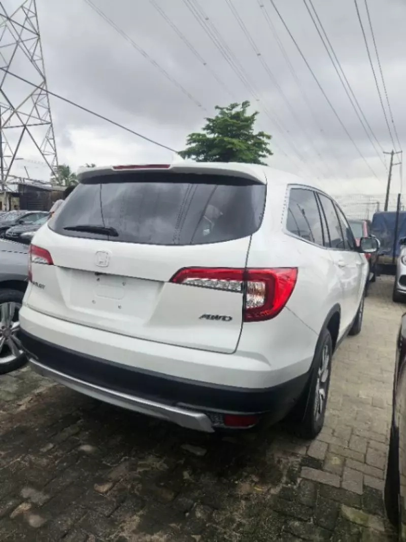Honda Pilot   - 2019