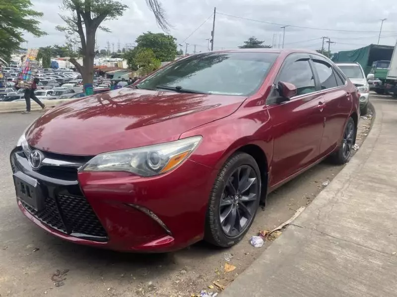 TOYOTA Camry   - 2015