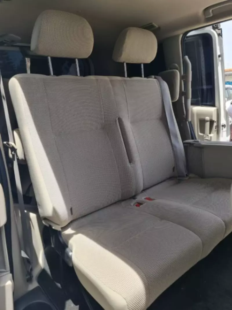 Nissan Serena   - 2018