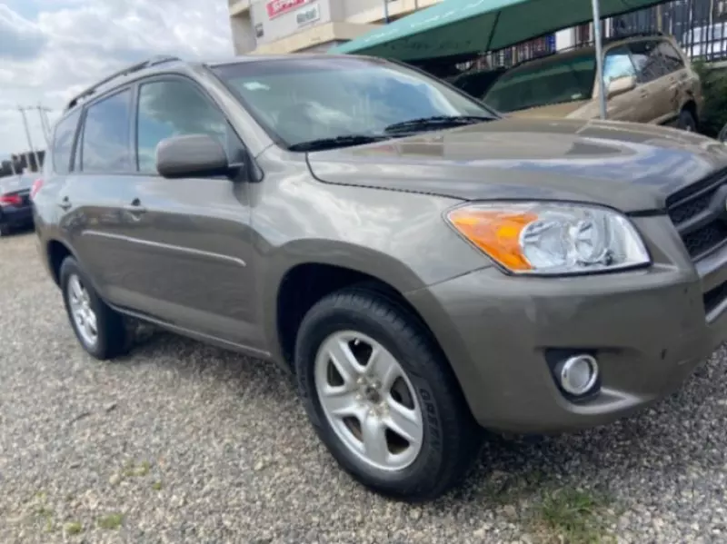 TOYOTA RAV 4   - 2009