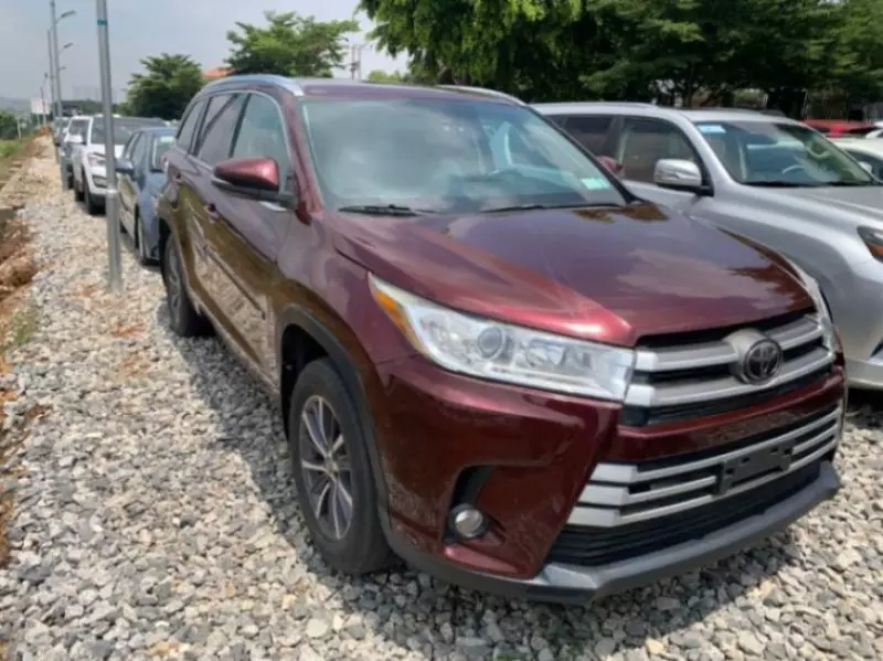 TOYOTA Highlander   - 2018
