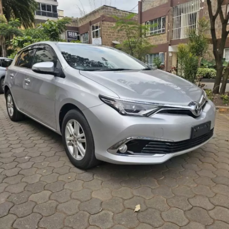 Toyota Auris   - 2017