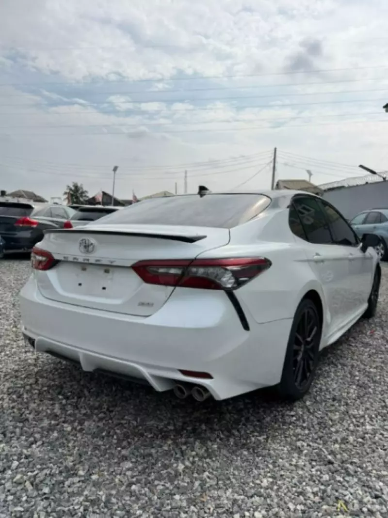 TOYOTA Camry   - 2022