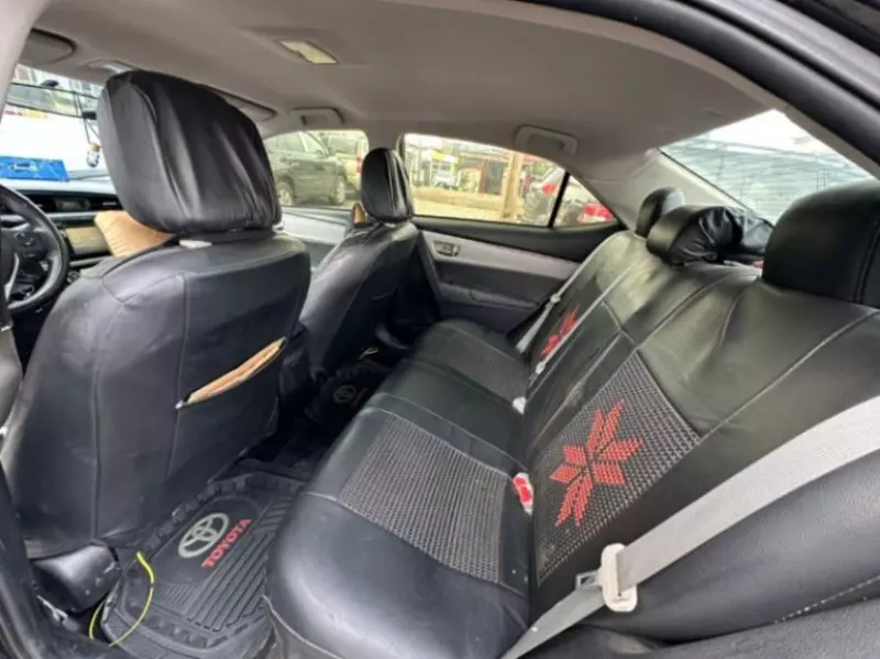 Toyota Corolla   - 2015