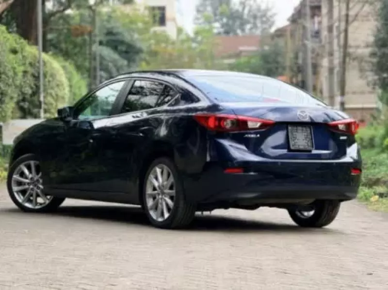 Mazda Axela    - 2018