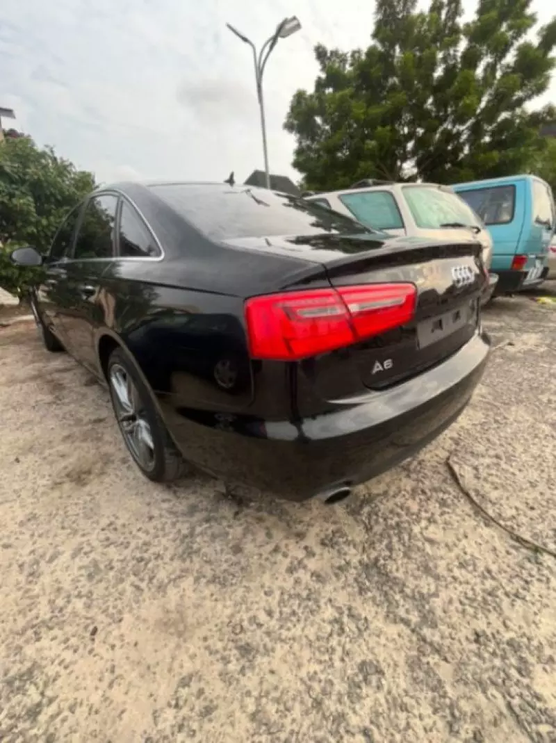 Audi A6   - 2012