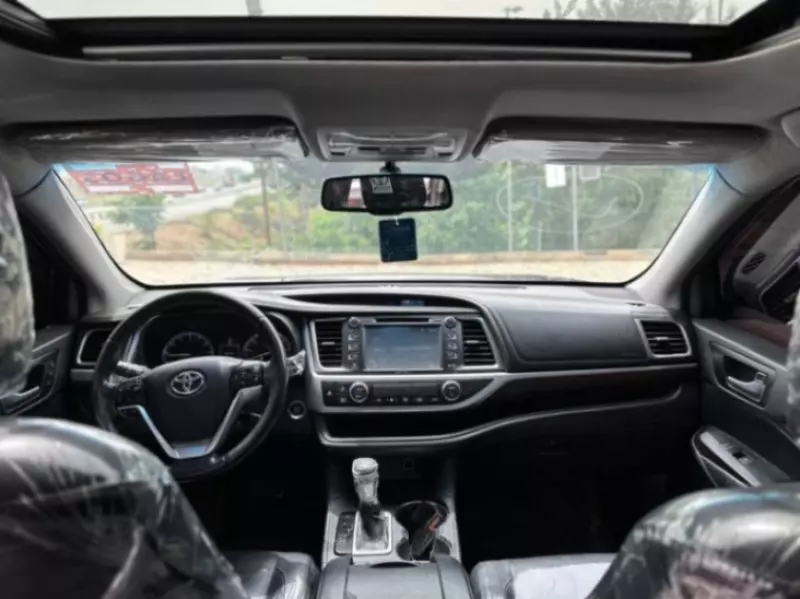 TOYOTA Highlander   - 2015