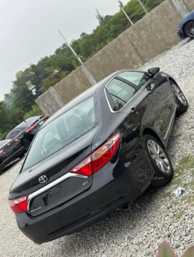 Toyota Camry   - 2017