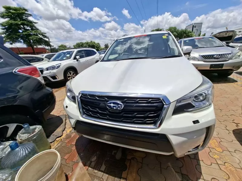 Subaru Forester   - 2017