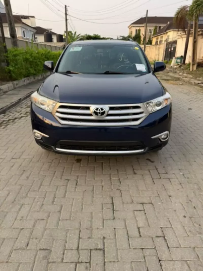TOYOTA Highlander - 2013