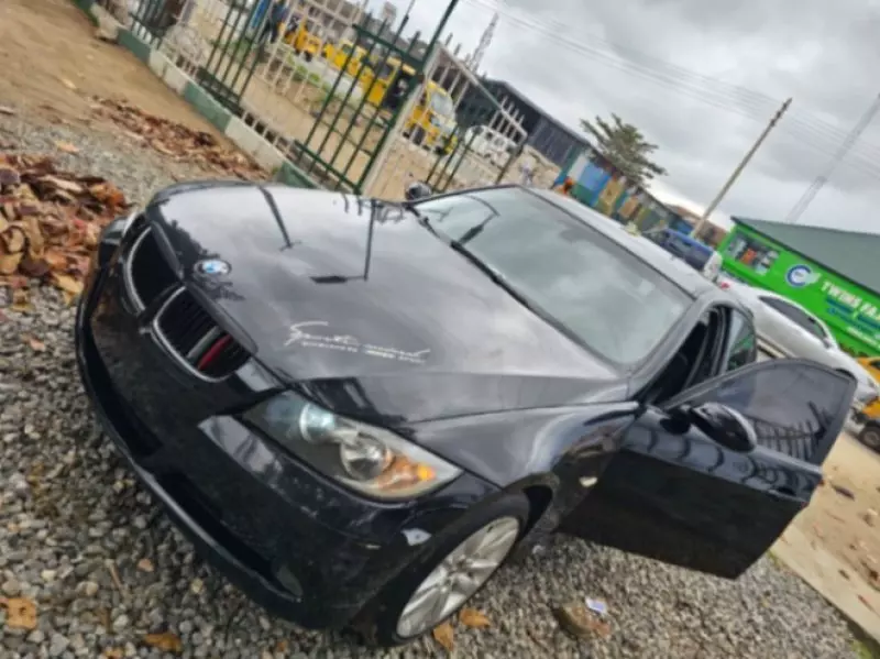 BMW 328i   - 2008