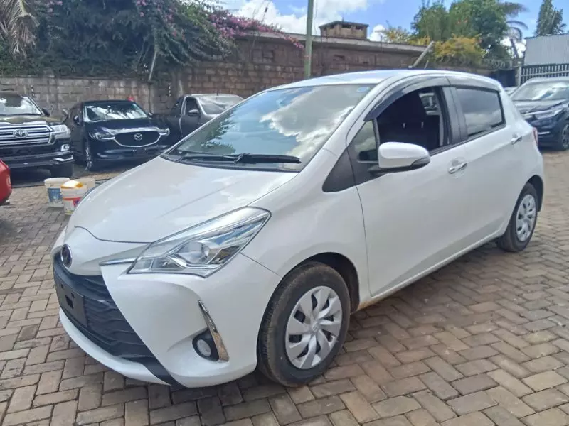 Toyota Vitz   - 2019