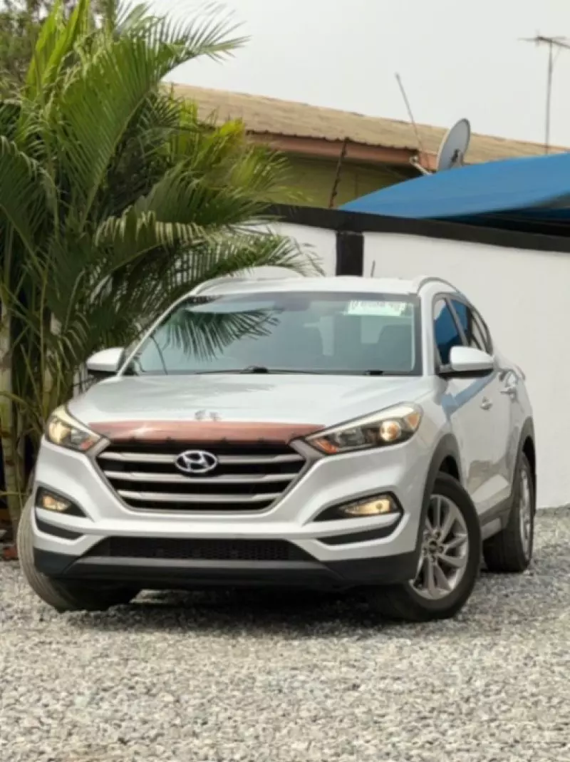Hyundai Tucson   - 2017