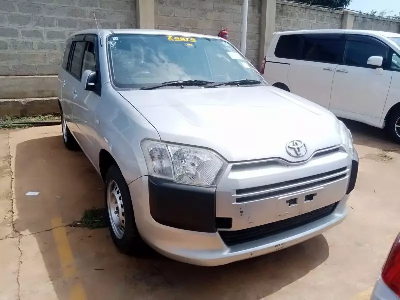 Toyota Probox    - 2016