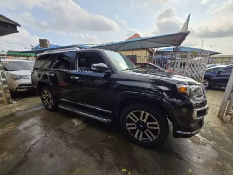 TOYOTA 4Runner   - 2016