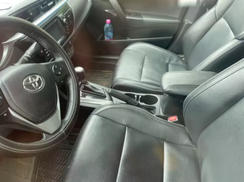 Toyota Corolla   - 2015