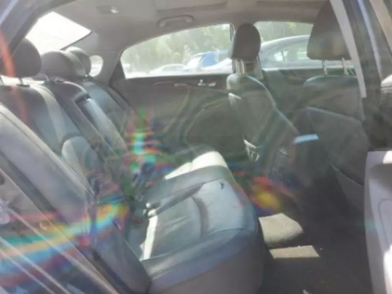 Hyundai Sonata   - 2012