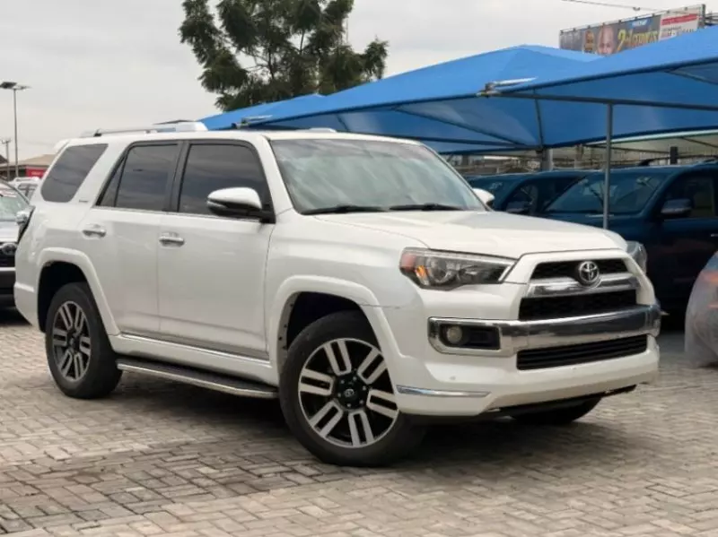 TOYOTA 4-Runner   - 2016