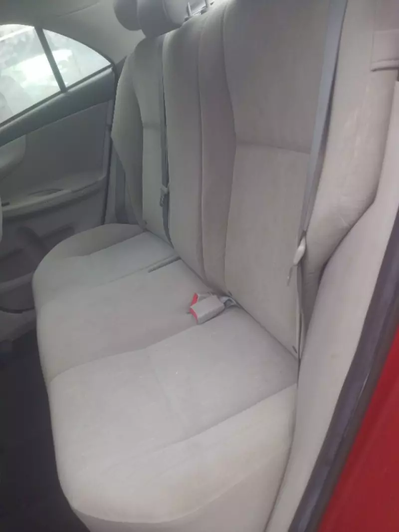 TOYOTA Corolla - 2011