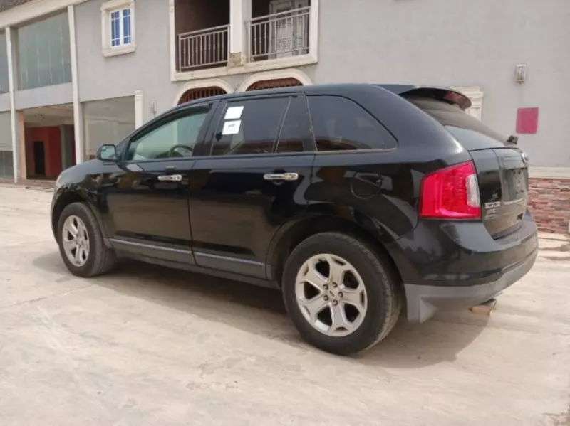 Ford Edge - 2011