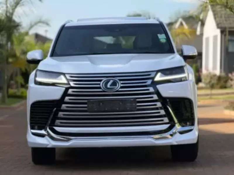 Lexus LX 600   - 2023